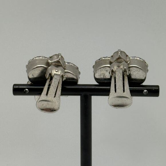 Fashion Crystal Cluster Clip-On Earrings - Picture 3 of 6